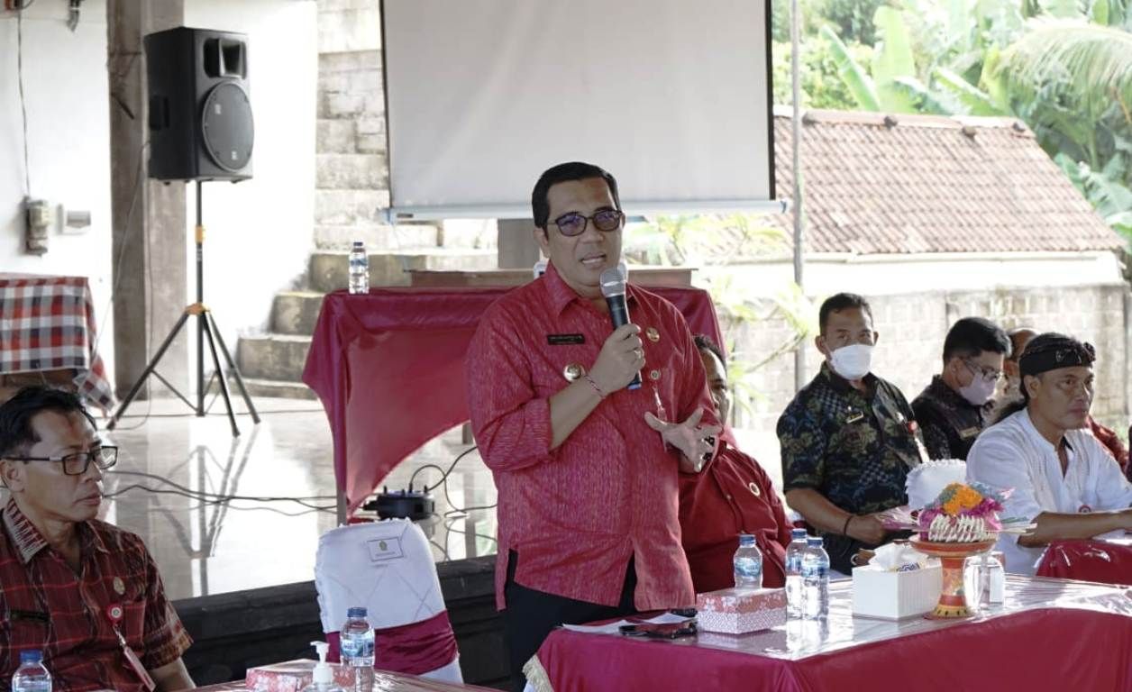 podiumnews.com-Bupati Tabanan Sentil OPD Supaya Turun ke Desa